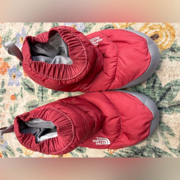 The North Face 700 Goose Down Insulated Boot Slipper Booties Red Small - Picture 3 of 10